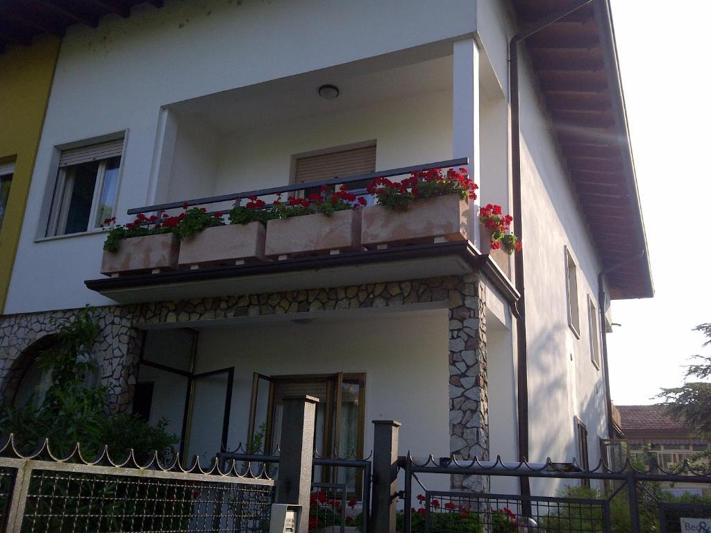 ديسينسانو ديل غاردا B&B Villa Lina المظهر الخارجي الصورة